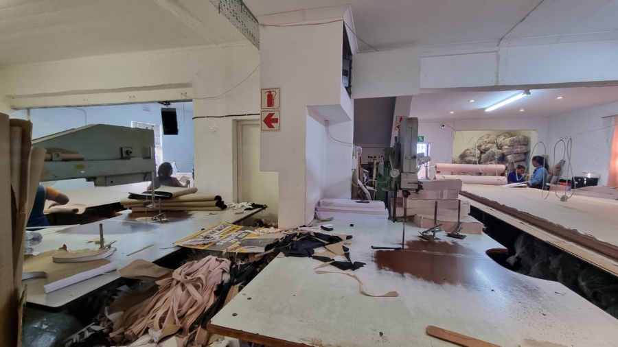 To Let Commercial Property for Rent in Salt River Western Cape